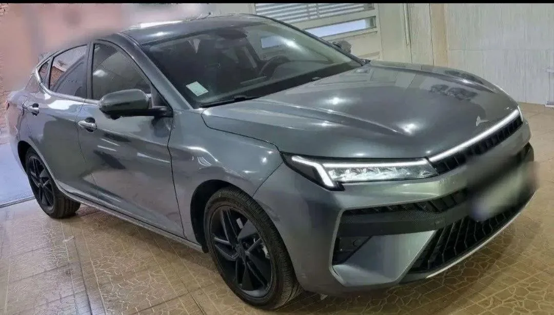 KmC j7 , 405